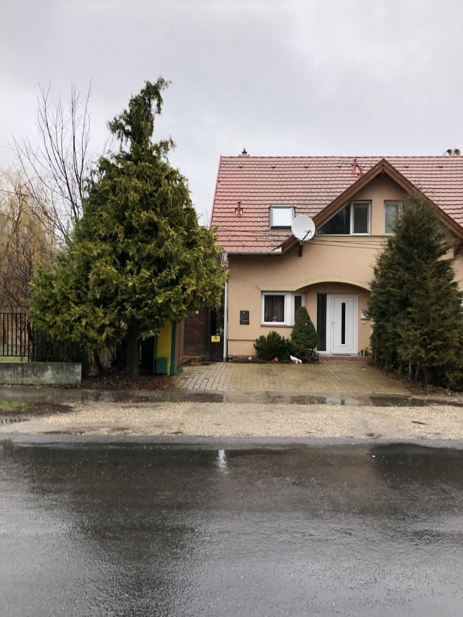 Vml Premium Apartman Mosonmagyarovar Bagian luar foto