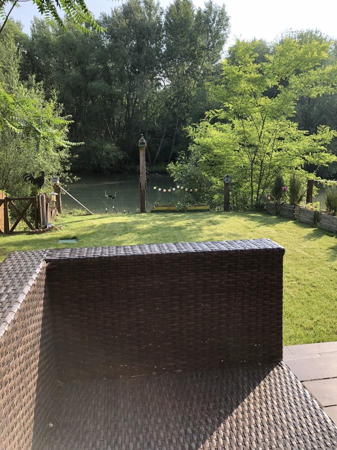 Vml Premium Apartman Mosonmagyarovar Bagian luar foto