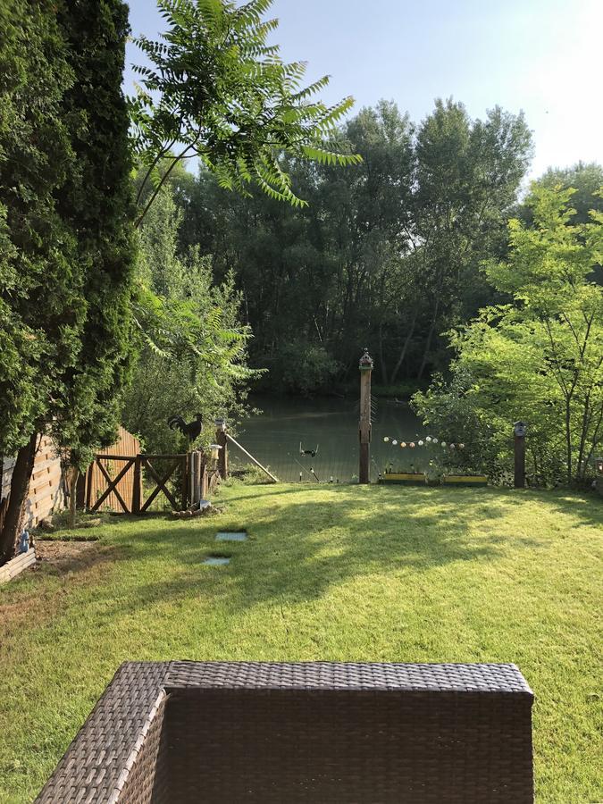 Vml Premium Apartman Mosonmagyarovar Bagian luar foto