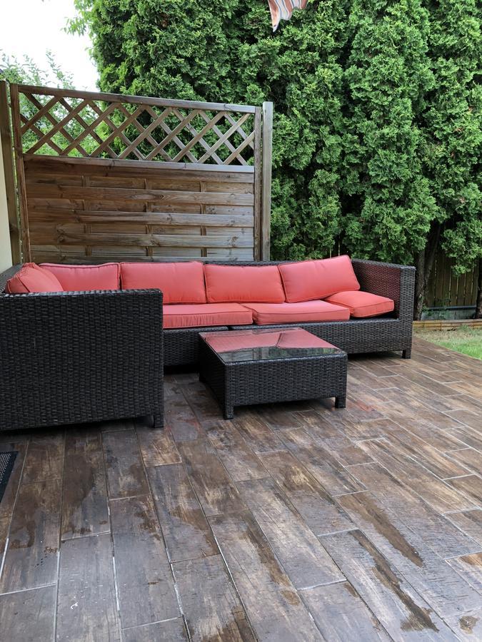 Vml Premium Apartman Mosonmagyarovar Bagian luar foto